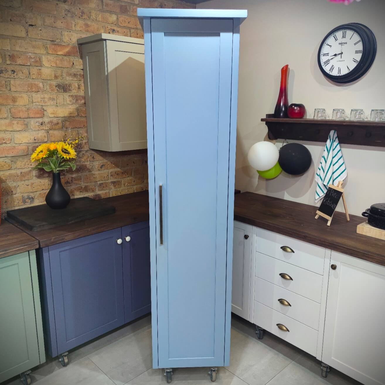 Single-door-pantry-cabinet-1.jpg