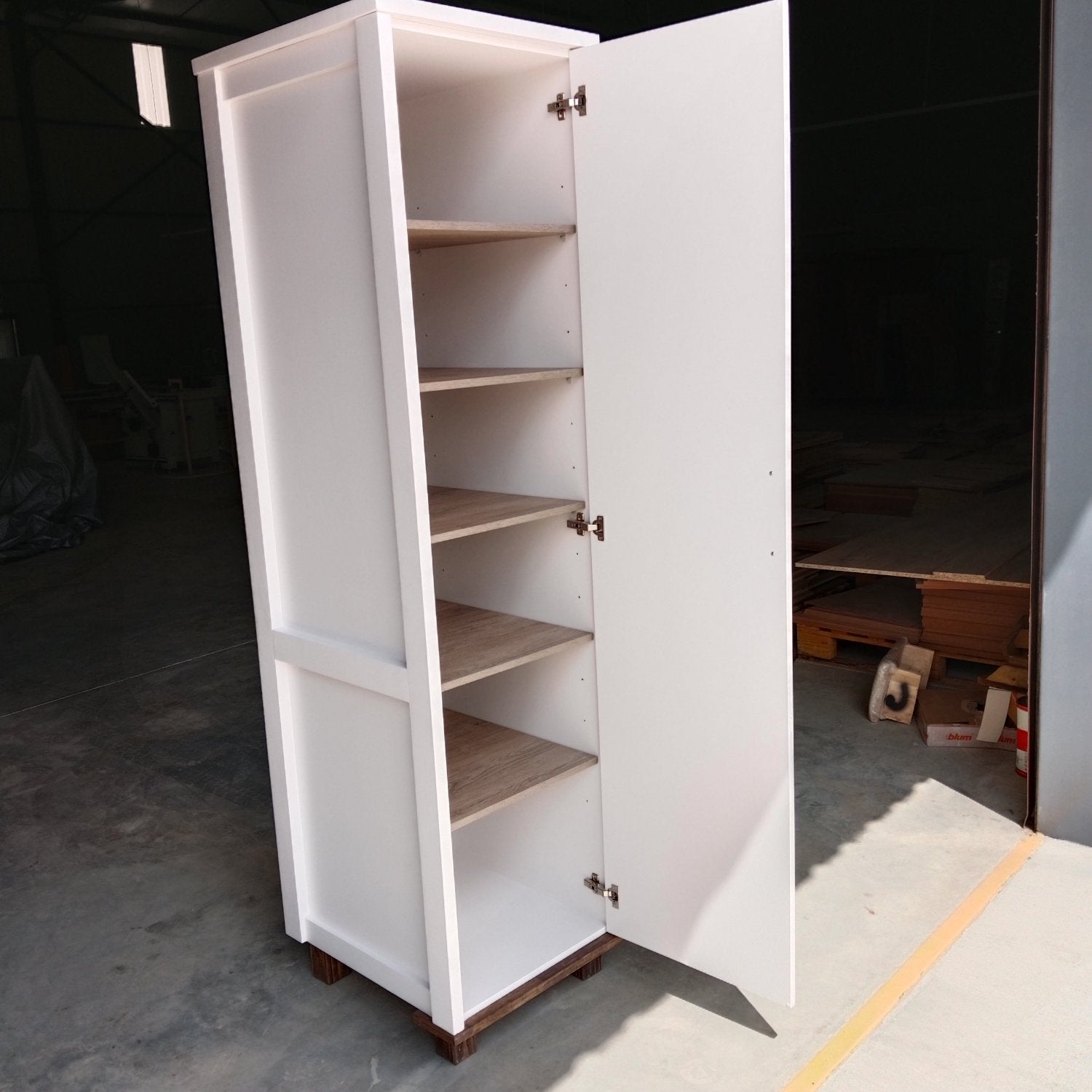 Single-door-pantry-cabinet-4.jpg